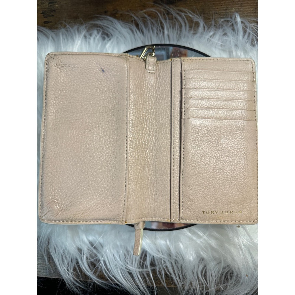 Tory Burch Cream Wallet - Picture 7 of 7